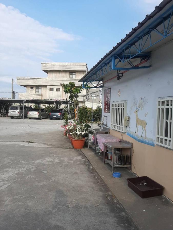 嘉義泊岸居民宿 Lucao Buitenkant foto